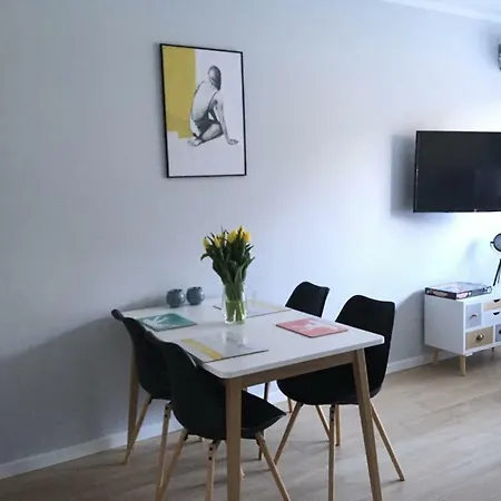 דירה Sloneczny Dwie Sosny אוסטרוני מורסקי